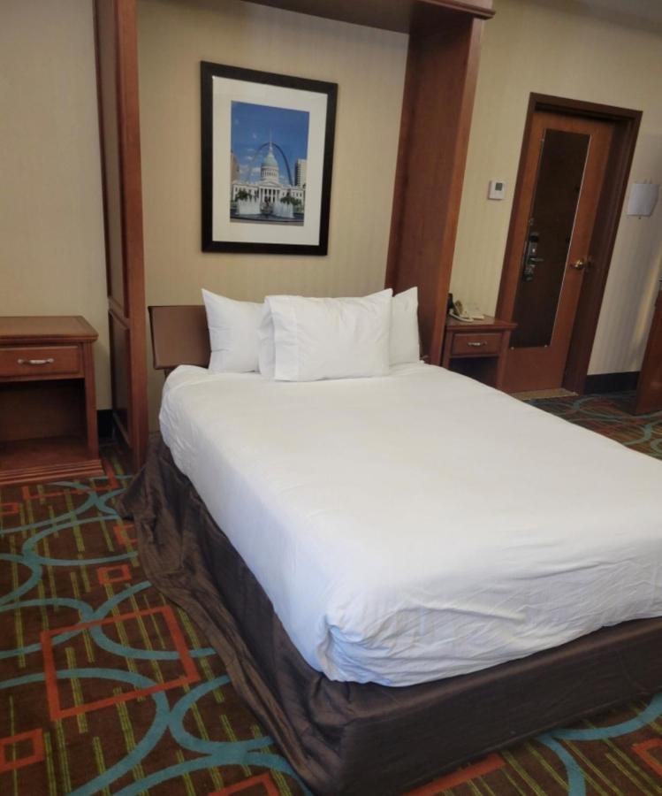 Hotel Wingate By Wyndham St Louis Airport Saint Ann Zewnętrze zdjęcie
